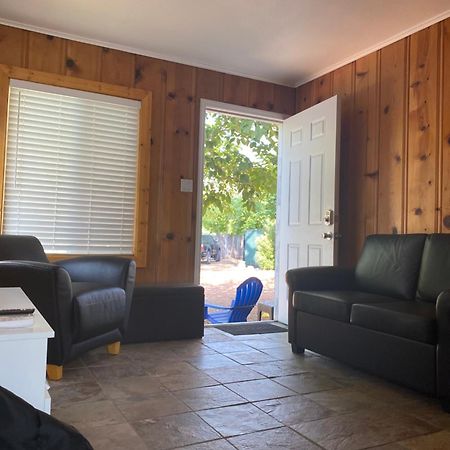 Clearlake Cabins Екстериор снимка